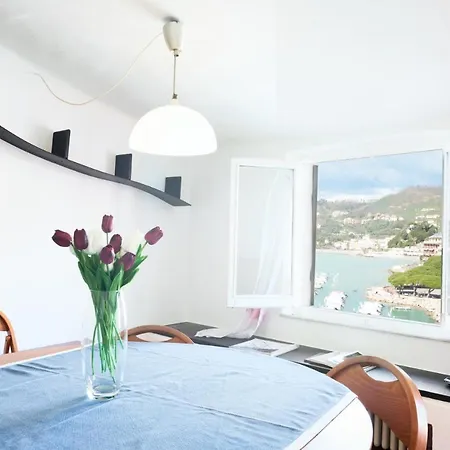 Square Views Apartment Lerici Exterior photo