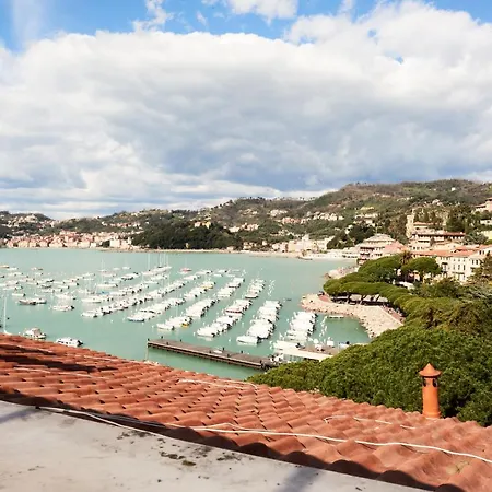 Square Views Apartment Lerici Exterior photo