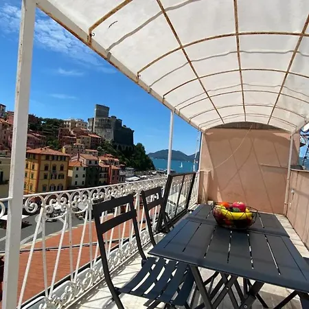 Square Views Apartment Lerici Exterior photo